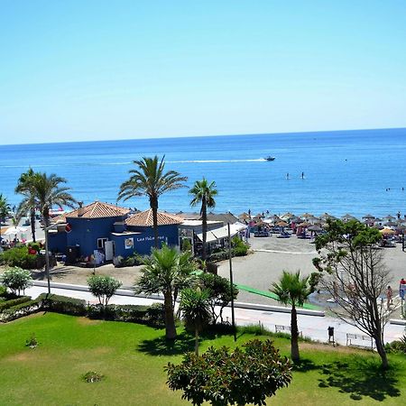 Spacious 1 Bedroom Apartment, Beach Front, Torrox Costa Luaran gambar