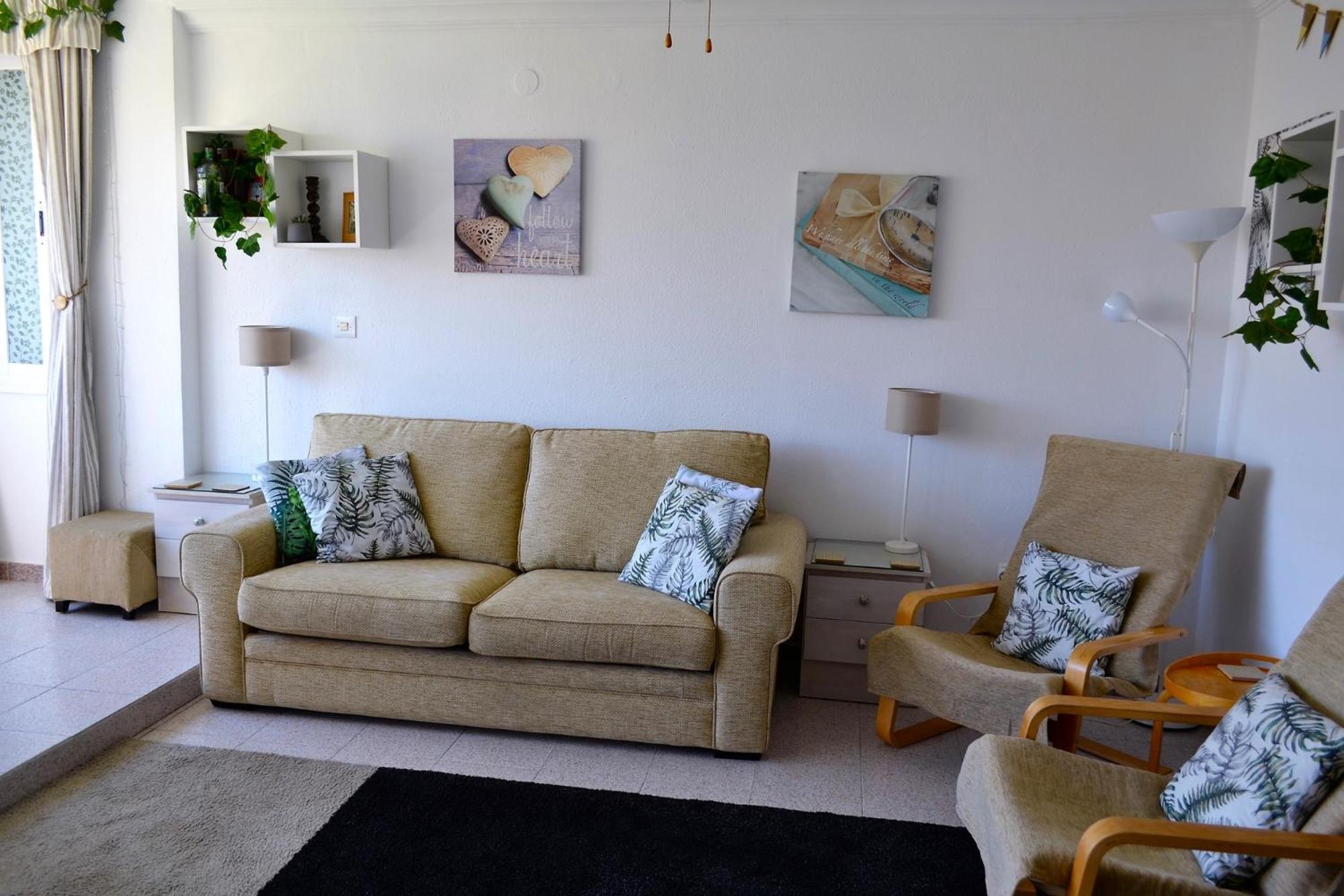 Spacious 1 Bedroom Apartment, Beach Front, Torrox Costa Luaran gambar